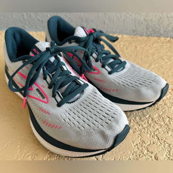 Brooks Glycerin 19 Gray Pink Running Shoes  1203431B110 Women’s Size 9 CLEAN - Picture 3 of 15